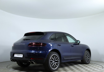 Подержанный автомобиль Porsche Macan 2015 года (5 фото)