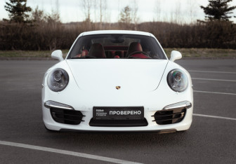 Подержанный автомобиль Porsche 911 Coupe 2013 года (5 фото)