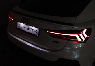 Подержанный автомобиль Audi Q3 Sportback 2020 года (35 фото)