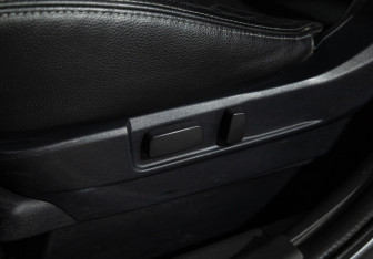 Подержанный автомобиль Mitsubishi ASX 2013 года (18 фото)