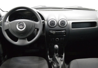 Подержанный автомобиль LADA (ВАЗ) Largus Wagon 2017 года (14 фото)