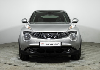 Подержанный автомобиль Nissan Juke 2013 года (2 фото)