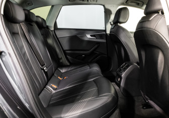 Подержанный автомобиль Audi A4 allroad 2016 года (25 фото)