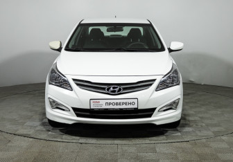 Подержанный автомобиль Hyundai Solaris Sedan 2016 года (2 фото)