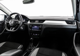 Подержанный автомобиль Skoda Rapid Liftback 2019 года (10 фото)
