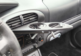 Подержанный автомобиль Porsche Boxster 2004 года (29 фото)
