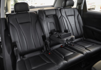 Подержанный автомобиль Audi Q7 2019 года (32 фото)