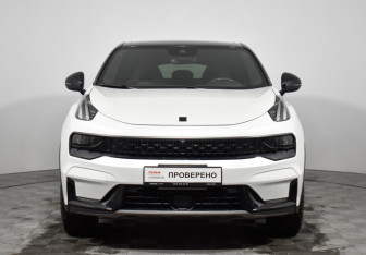 Подержанный автомобиль Lynk&Co 05 2023 года (2 фото)