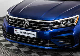 Подержанный автомобиль Volkswagen Passat Sedan 2017 года (3 фото)
