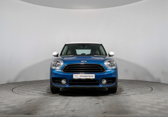 Подержанный автомобиль MINI Countryman 2017 года (2 фото)
