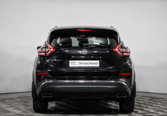 Подержанный автомобиль Nissan Murano Suv 2018 года (6 фото)