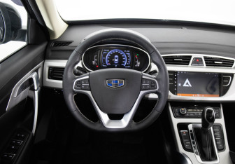 Подержанный автомобиль Geely Atlas 2021 года (10 фото)