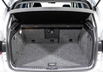 Подержанный автомобиль Volkswagen Tiguan 2011 года (18 фото)