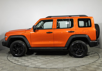 Подержанный автомобиль Tank 300 2025 года (8 фото)