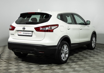 Подержанный автомобиль Nissan Qashqai 2018 года (5 фото)