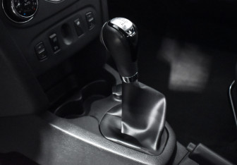 Подержанный автомобиль Renault Sandero 2019 года (11 фото)