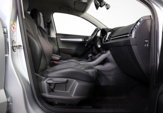 Подержанный автомобиль Skoda Karoq 2021 года (21 фото)