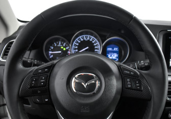 Подержанный автомобиль Mazda CX-5 2016 года (17 фото)