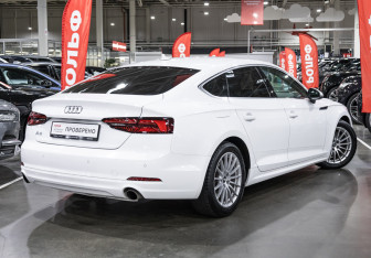 Подержанный автомобиль Audi A5 Liftback 2019 года (7 фото)