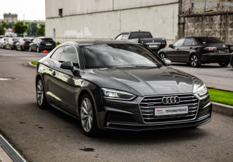Подержанный автомобиль Audi A5 Coupe 2016 года (5 фото)