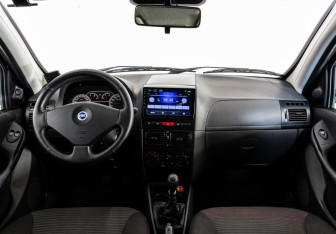 Подержанный автомобиль Fiat Albea 2008 года (10 фото)