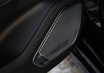 Подержанный автомобиль Zeekr 001 2023 года (25 фото)