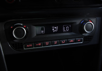 Подержанный автомобиль Volkswagen Polo Sedan 2019 года (14 фото)