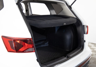 Подержанный автомобиль Jetta VS5 2022 года (22 фото)