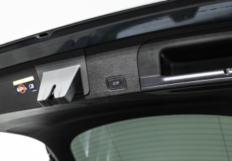 Подержанный автомобиль Geely Tugella 2022 года (27 фото)