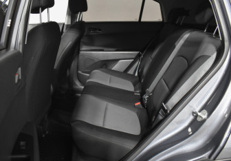 Подержанный автомобиль Hyundai Creta 2019 года (11 фото)