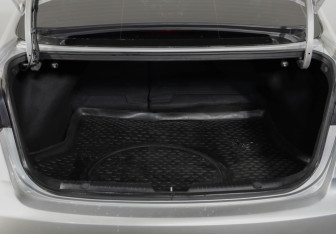 Подержанный автомобиль Kia Cerato Sedan 2014 года (29 фото)