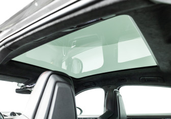 Подержанный автомобиль Porsche Cayenne 2021 года (15 фото)