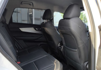 Подержанный автомобиль Chery Tiggo 7 Pro Max 2023 года (17 фото)