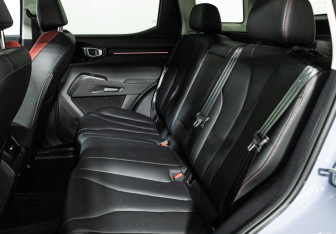 Подержанный автомобиль Haval H3 2024 года (10 фото)