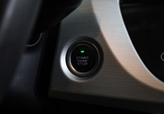 Подержанный автомобиль Geely Atlas 2021 года (20 фото)