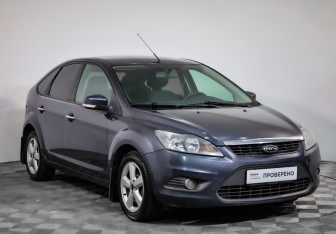 Подержанный автомобиль Ford Focus Hatchback 2008 года (3 фото)