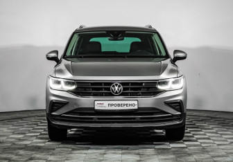Подержанный автомобиль Volkswagen Tiguan 2021 года (2 фото)