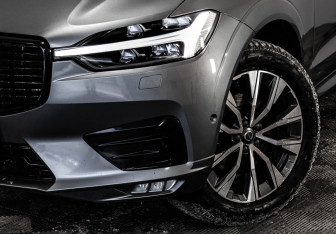 Подержанный автомобиль Volvo XC60 2021 года (3 фото)