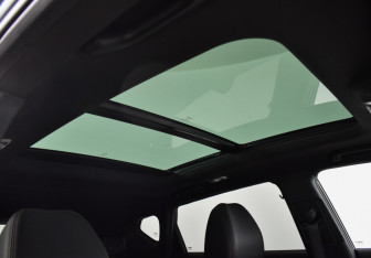 Подержанный автомобиль Geely Coolray 2022 года (14 фото)