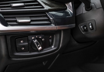 Подержанный автомобиль BMW X6 2015 года (15 фото)