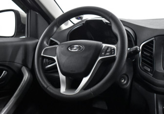 Подержанный автомобиль LADA (ВАЗ) XRAY 2019 года (14 фото)