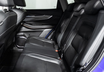 Подержанный автомобиль Exeed LX 2022 года (10 фото)