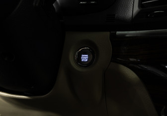 Подержанный автомобиль Hyundai Santa Fe 2011 года (18 фото)