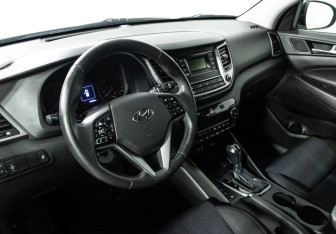 Подержанный автомобиль Hyundai Tucson 2017 года (11 фото)