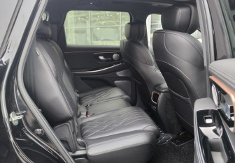 Подержанный автомобиль Exeed VX 2023 года (15 фото)