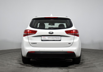 Подержанный автомобиль Kia Ceed Wagon 2017 года (6 фото)