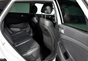 Подержанный автомобиль Hyundai Tucson 2018 года (12 фото)