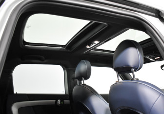 Подержанный автомобиль MINI Countryman 2020 года (23 фото)