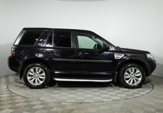 Подержанный автомобиль Land Rover Freelander 2014 года (4 фото)