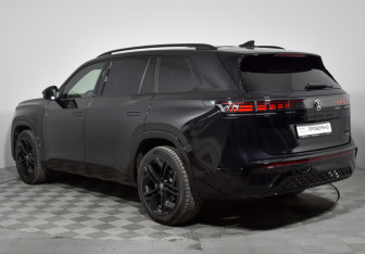 Подержанный автомобиль Volkswagen Teramont 2025 года (7 фото)